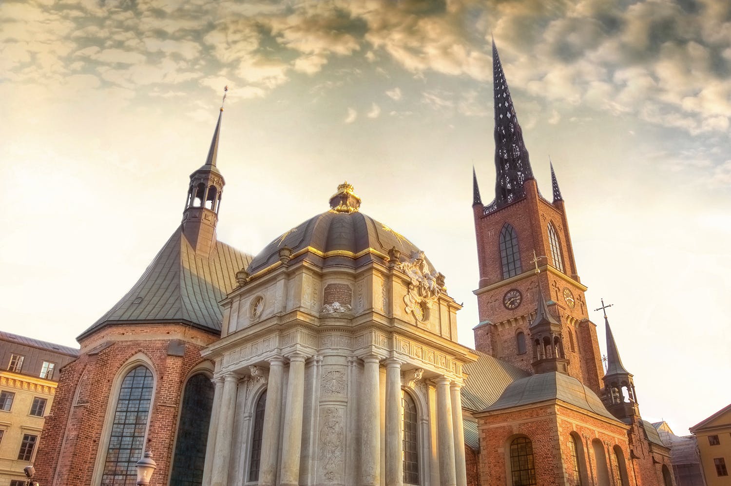 Kyrka fotograferad nerifrån
